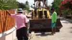 กองสาธารณสุขและสิ่งแวดล้อม ล้างทำความสะอาดท่อน้ำอุดตันบริเวณ