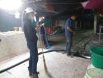 ทำความสะอาดท่อน้ำในตลาดสดเทศบาลตำบลหัวไทร