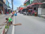 พัฒนาและทำความสะอาดถนนรอบตลาดสด